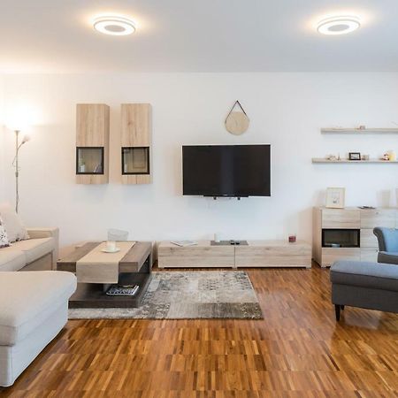 Spacious 2Bdr Apartment - Free Parking Zagreb Exterior foto